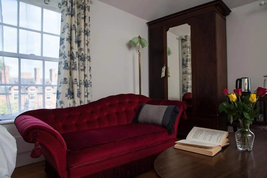 The Historical Harcourt Suites دبلن بيت ضيافة